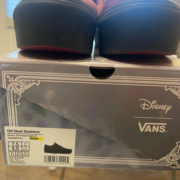 Vans x Disney Maroon Sneakers - Picture 2 of 4